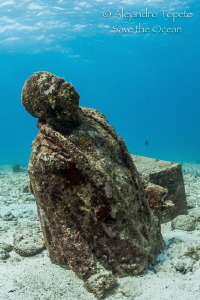 Man in the sand, Musa Isla Mujeres Mexico by Alejandro Topete 